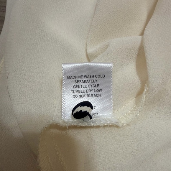 Veronica M Black and White Geometric Midi Dress - Picture 8 of 11